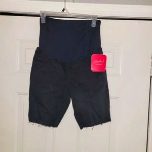 NEW Ingrid & Isabel Maternity Shorts~Size 4~Crossover Panel~Black~Org. $25